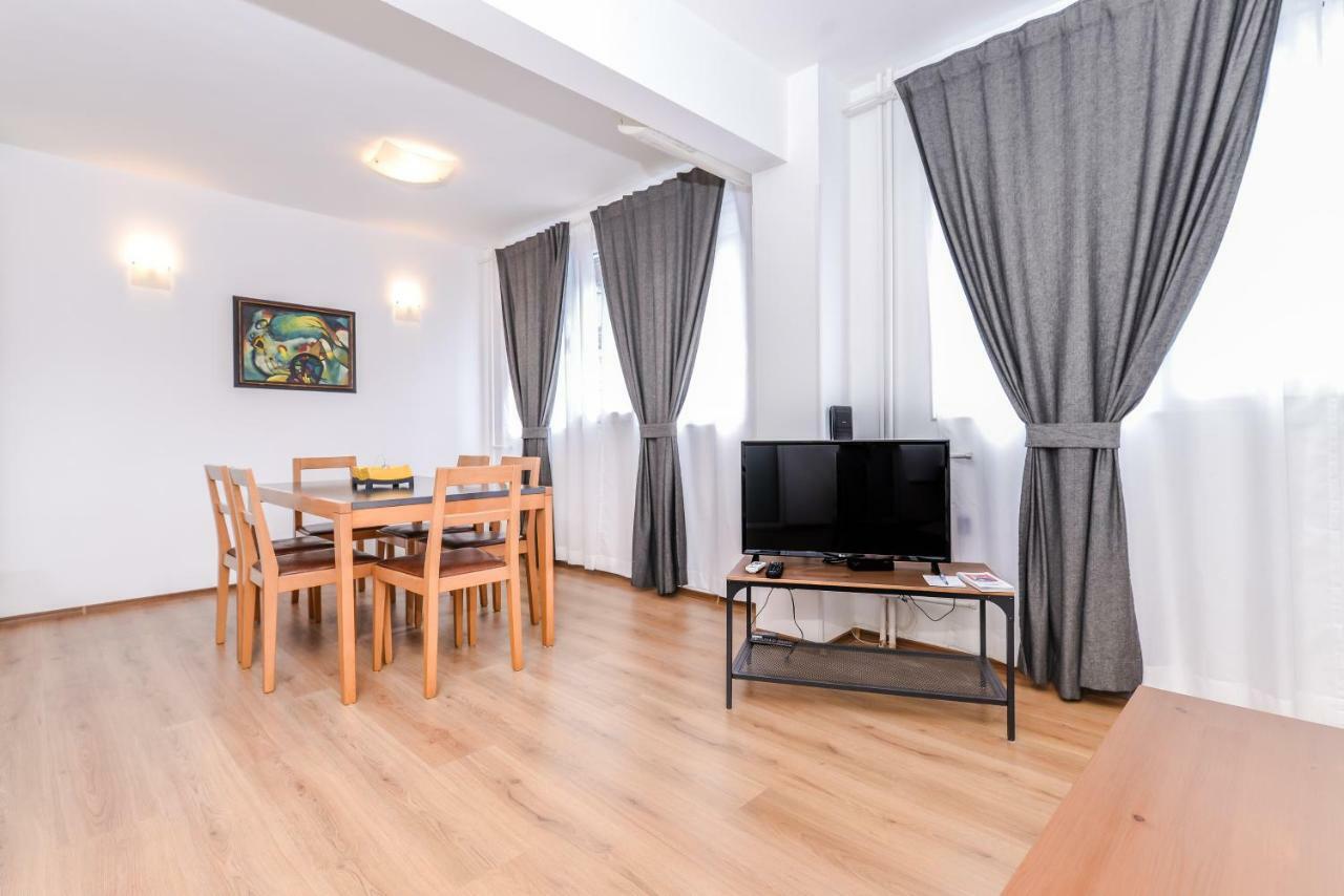 Eleganto - 2bd Stylish By Flat Mаnager