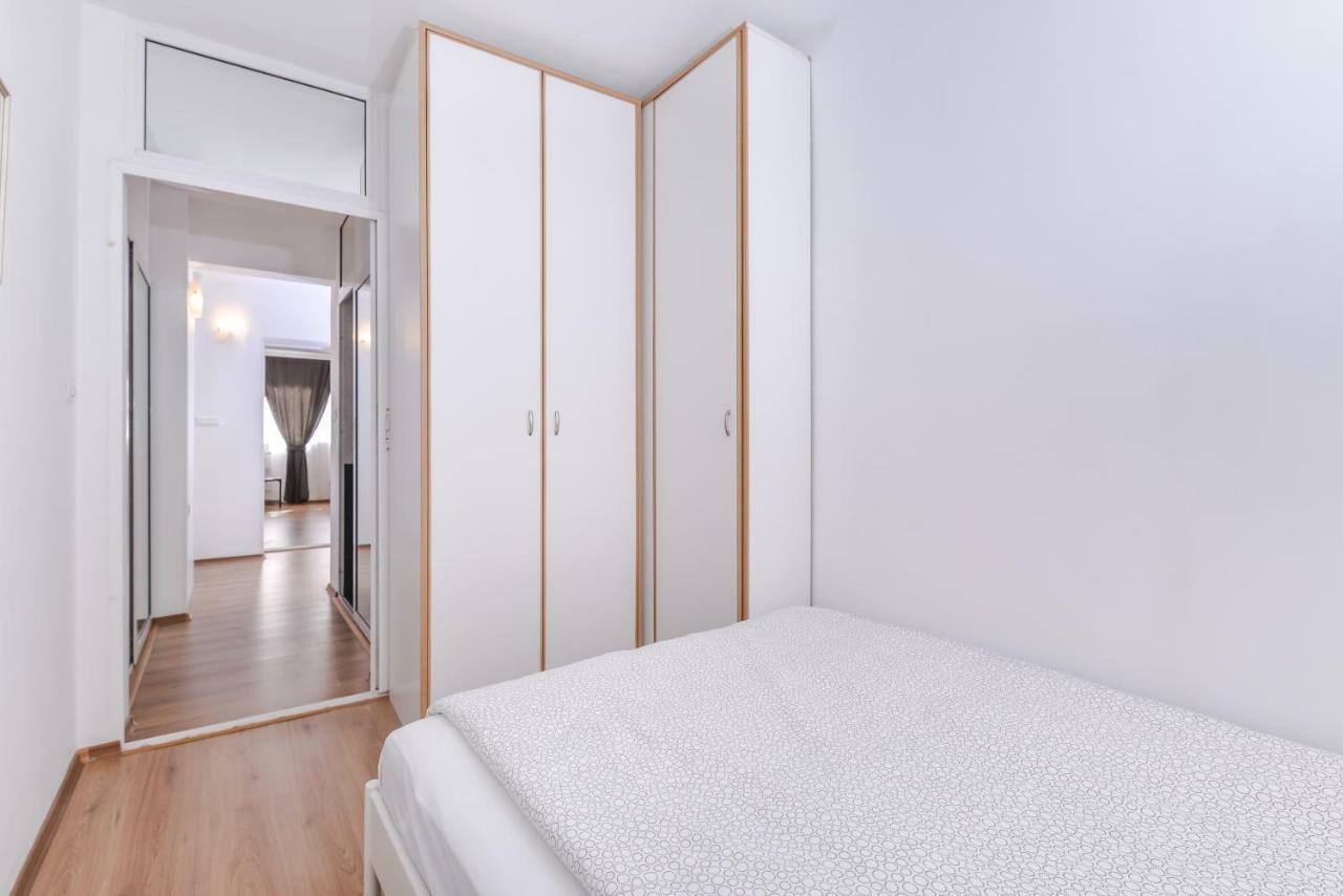 Eleganto - 2bd Stylish By Flat Mаnager *